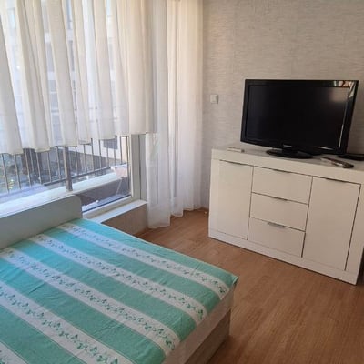 Alquiler de un apartamento acogedor y compacto de dos habitaciones en el barrio de Levski, Varna, Bulgaria